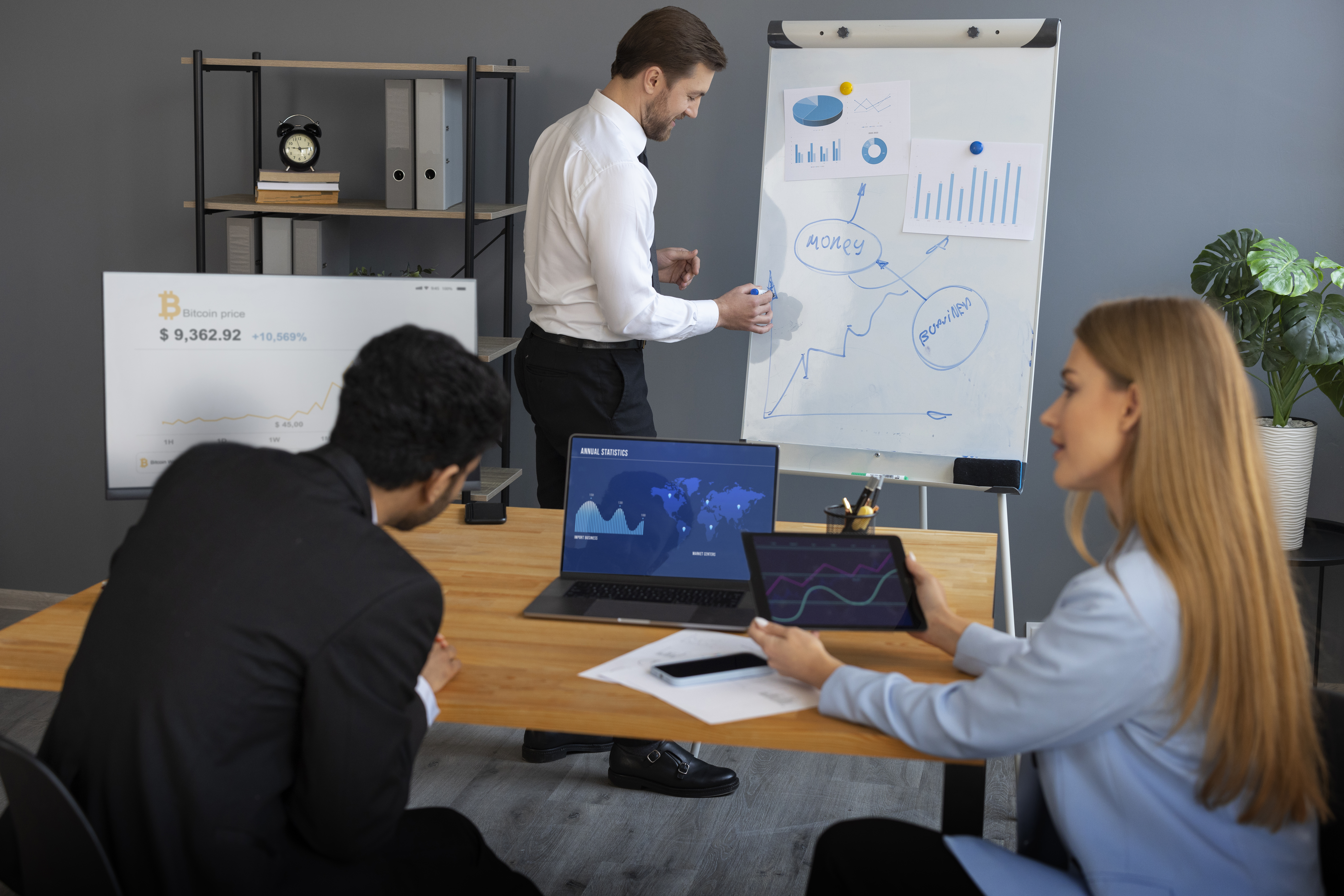 C3.ai revolutionizing enterprise AI with innovative technologies and solutions.
